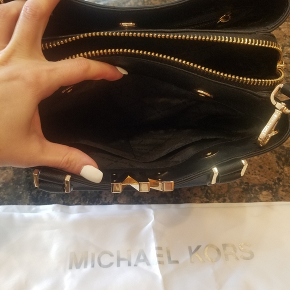 Michael Kors bag - Picture 2 of 3